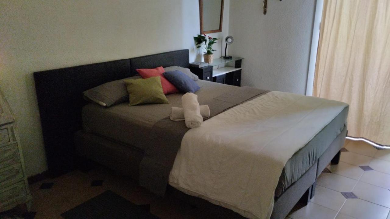 Gaudi 51 Apartment Barcelona Ngoại thất bức ảnh