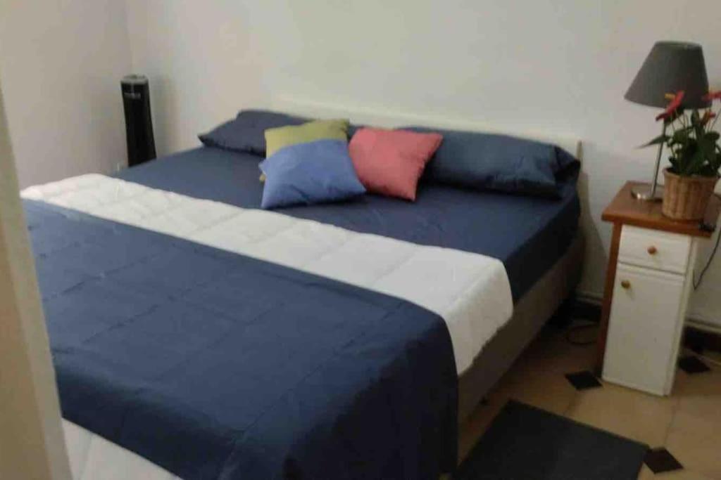 Gaudi 51 Apartment Barcelona Ngoại thất bức ảnh