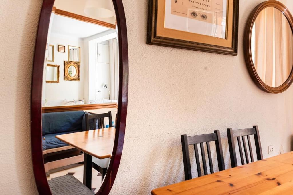 Gaudi 51 Apartment Barcelona Ngoại thất bức ảnh