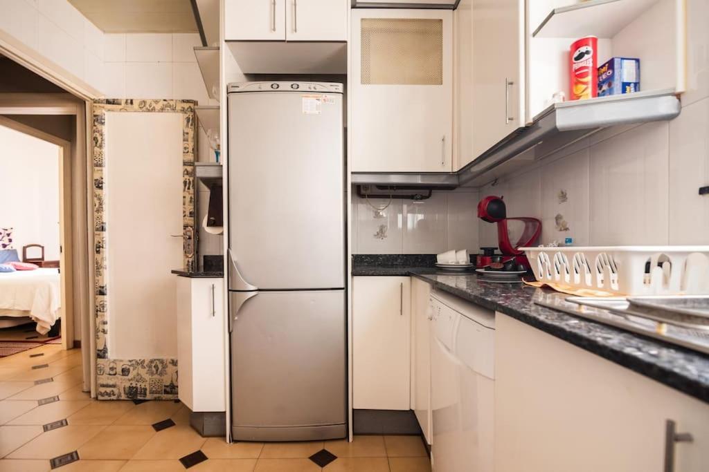 Gaudi 51 Apartment Barcelona Ngoại thất bức ảnh